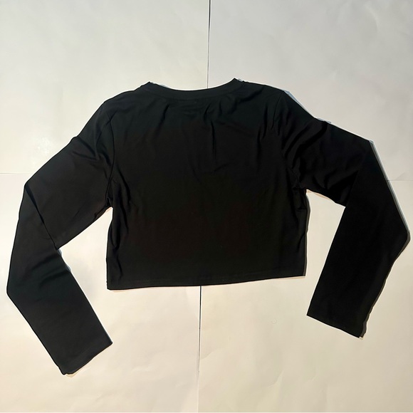 Women Classic Black Long Sleeve Crop Top Size XL-12 - Picture 4 of 4